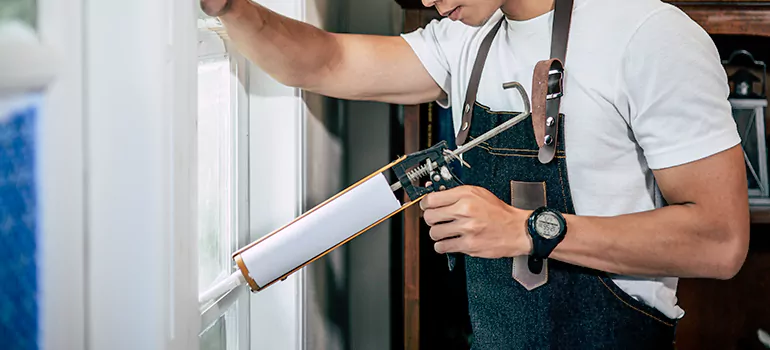 Window Caulking Contractor in West Pensacola, FL