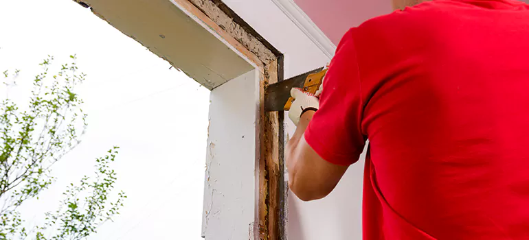 Residential Accordion Door Repair in West Pensacola, FL