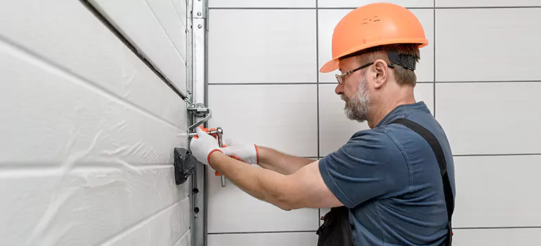 Garage Door Repair in West Pensacola